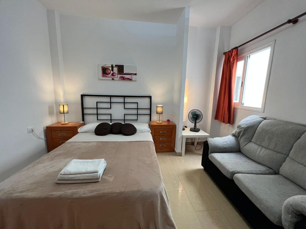 Alcamar Alquiler De Habitacion Privadas Con Bano Compartido Y Areas Comunes Алькала Екстер'єр фото
